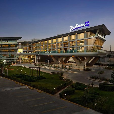 Radisson Blu Hotel Riyadh Convention And Exhibition Center Экстерьер фото Radisson Hotel, Kathmandu