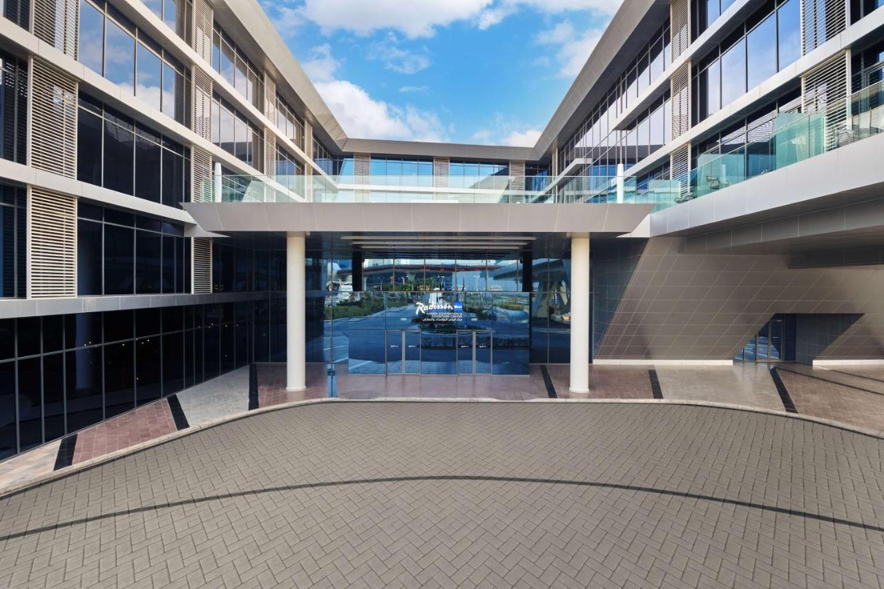 Radisson Blu Hotel Riyadh Convention And Exhibition Center Экстерьер фото The new building of the University of Patras